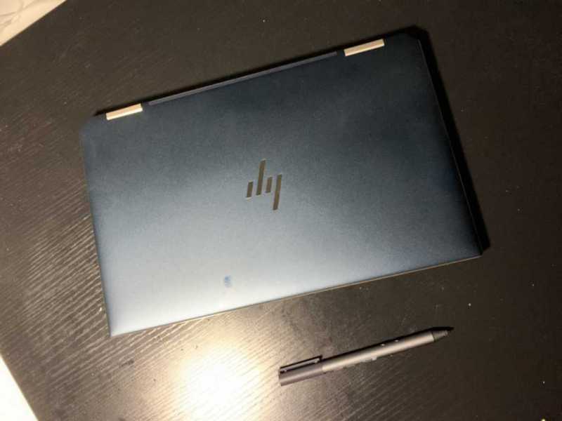 HP Spectre x360 13‎ノートパソコンの本体