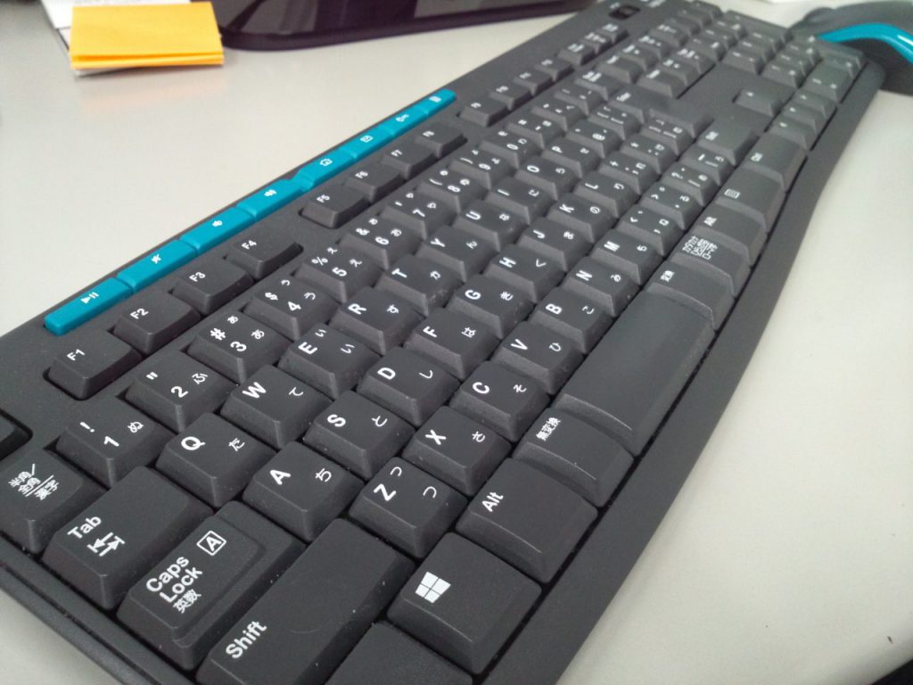 Logicool Wireless Keyboard K275キーボードのレビュー！使ってみた感想は「ワイヤレスなのでマウスとセットで使用がお ...