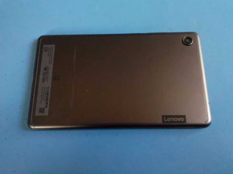 Lenovo Tab M7タブレットの背面