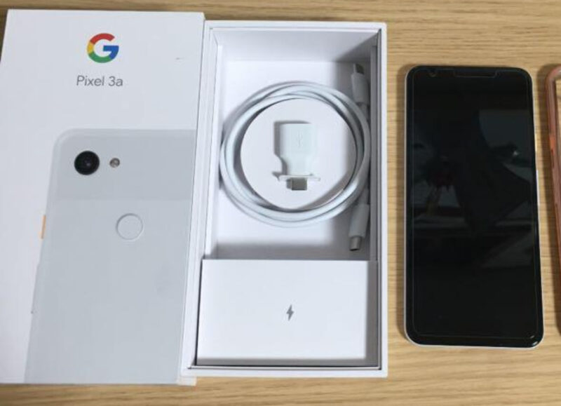Google Pixel 3aスマートフォン（SIMフリー）の同梱物
