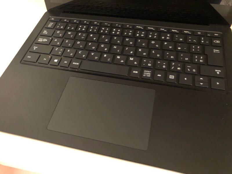 Microsoft Surface Laptop 3ノートパソコンのキーボード