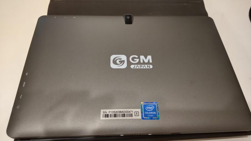 GM-JAPAN GLM-10-128ノートパソコンの天板