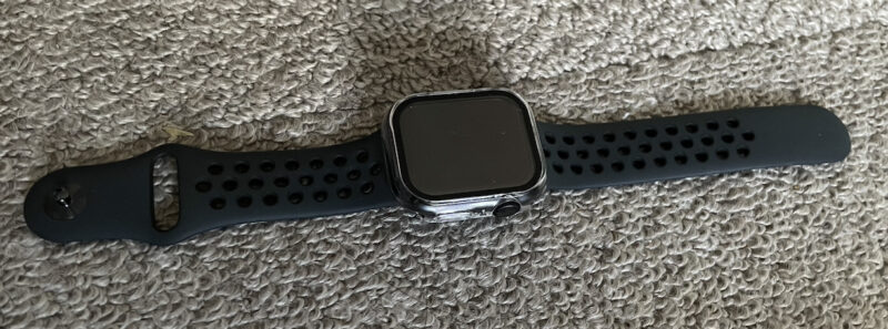 Apple Watch Nike Series 7スマートウォッチの背面