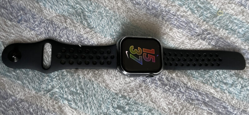 Apple Watch Nike Series 7スマートウォッチの正面