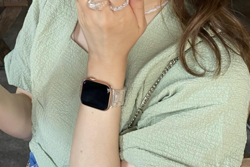 Apple Watch SE （40mm）スマートウォッチの本体
