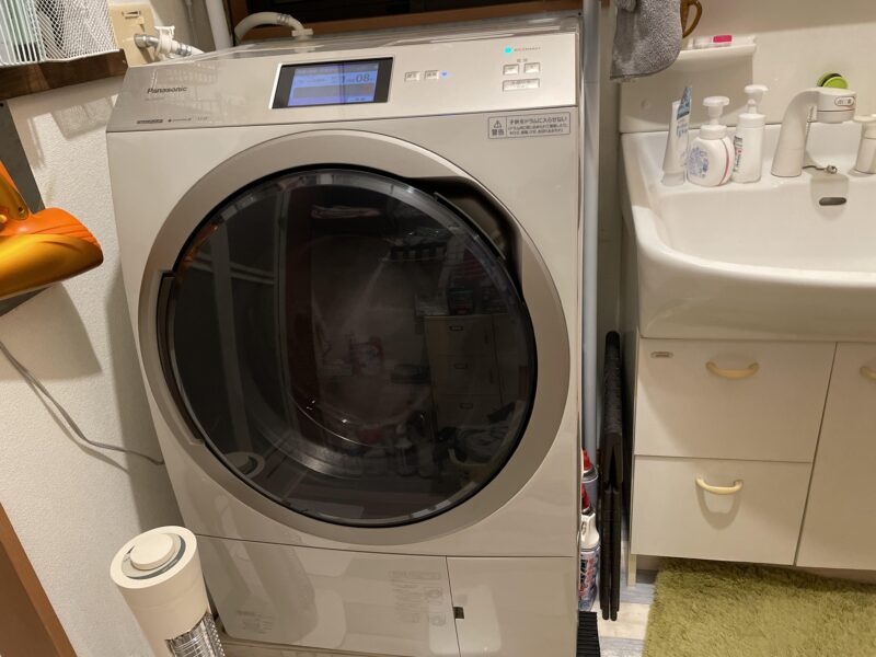 パナソニック NA-VX900BL洗濯乾燥機の外観
