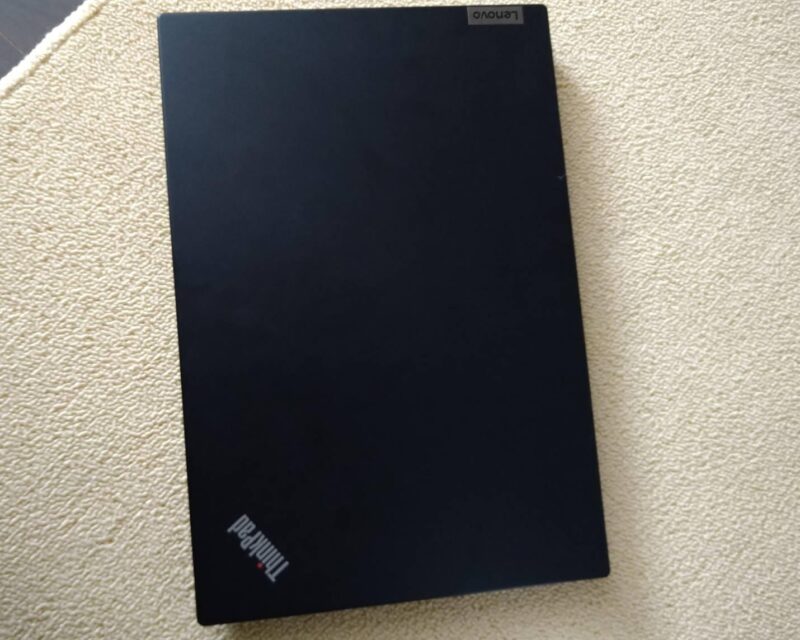 Lenovo ThinkPad E14 Gen 3ノートパソコンの天面