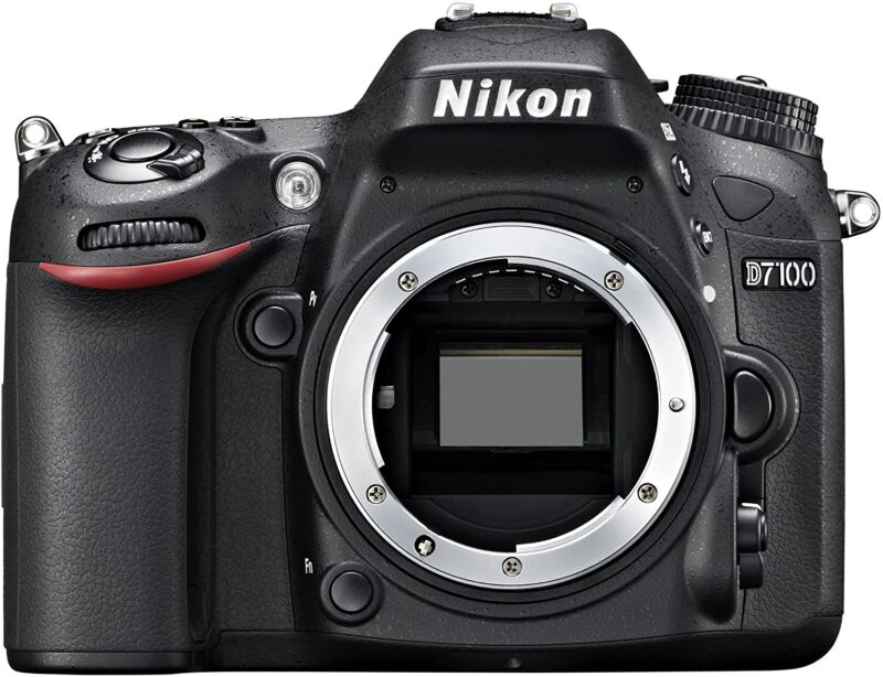 ニコン D7100デジタルカメラの正面